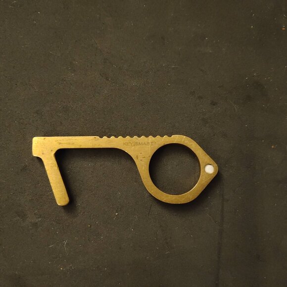 Keysmart CleanKey Keychain - Gold - Picture 1 of 2